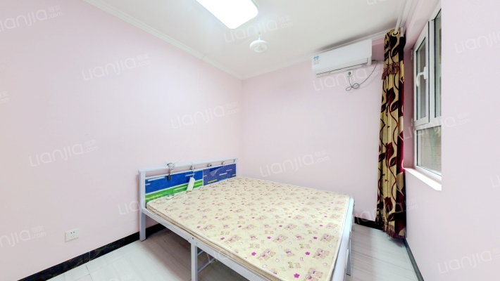 业主急售，简装两居，自住标准，拎包入住-卧室A