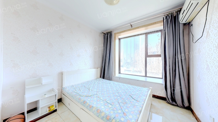 鸿坤理想湾南北通全明格局环境好满五唯-卧室B