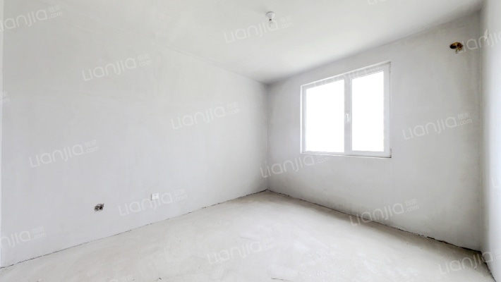 满四年了，毛坯房，南北通透大两居，采光好，视野好-卧室A