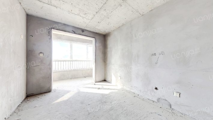 交通便利，面积不大，正规2居室-卧室