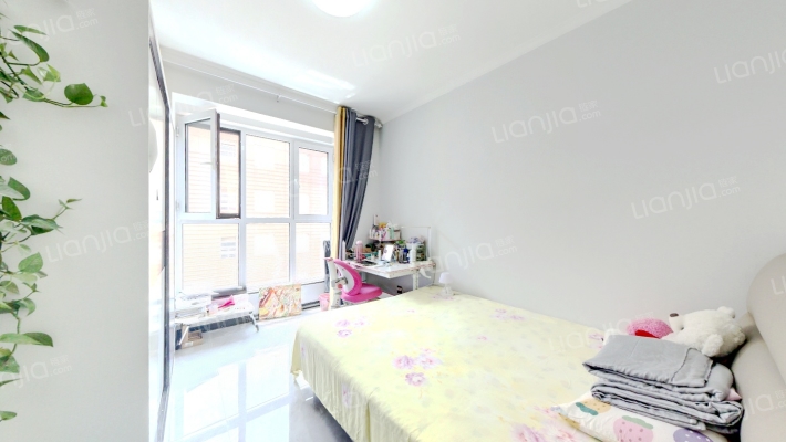 万悦城新本全南两居精装修看房方便-卧室B