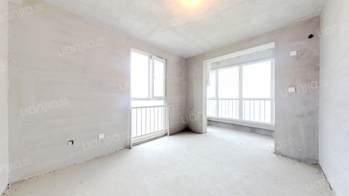 满五  中间楼层 三居采光全天-卧室B