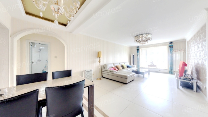 范阳路矿山局家属院，南北通透大三居两卫-客厅