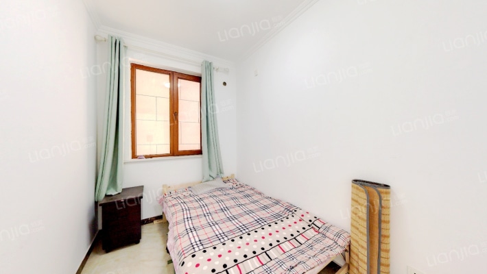 高铁新干线  全阳三居室  精装   有钥匙  随时看房-卧室B