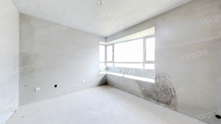 房本满二 中间层 不挡光 看房随时-卧室B