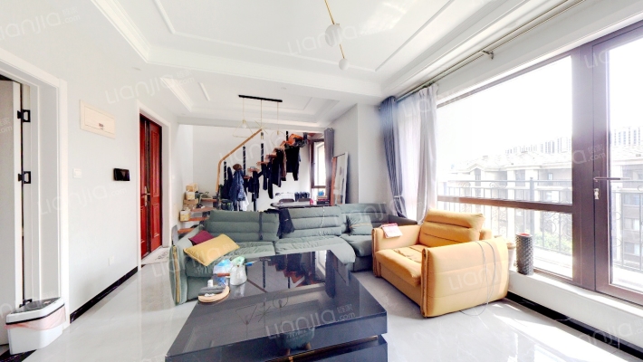 此房满五唯一 南北通透  全天采光-客厅