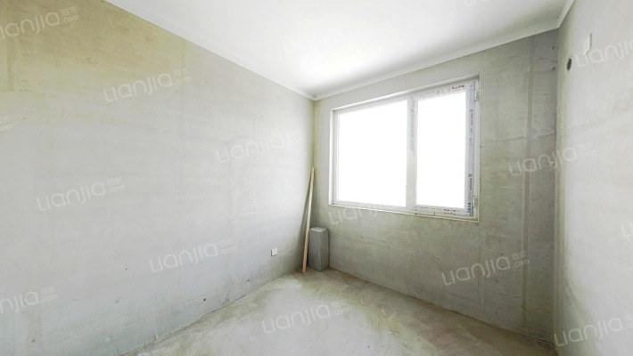 小区人车分流，南北通透三居室，通勤做高铁方便-卧室A