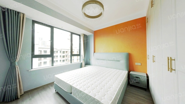 精装修三房两卫，小高层品质，环境优美-卧室B
