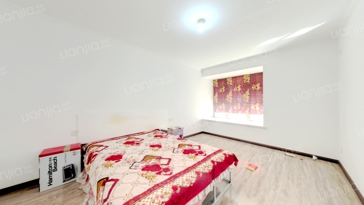 御景园园林社区，买一层带一层，下沉式庭院-卧室A