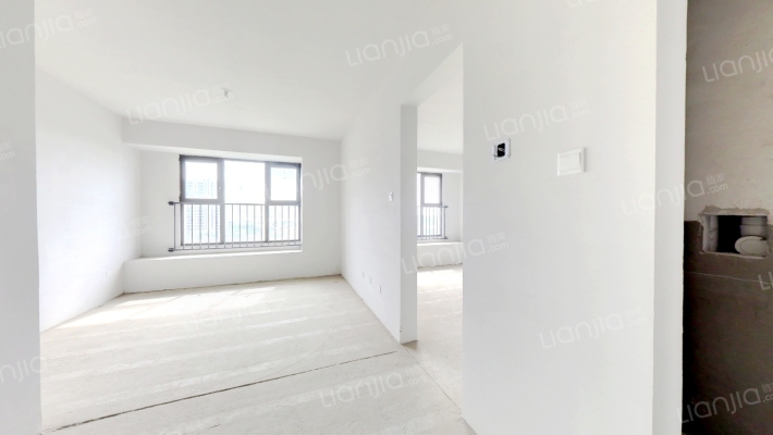 经典南北通透两居室，一梯两户，采光无遮挡-客厅