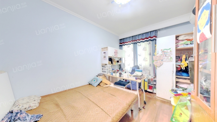 天地新城 2室2厅 南 北-卧室A