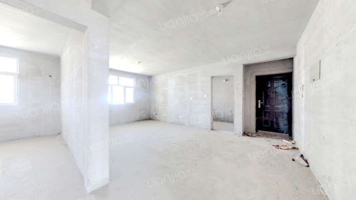 纯南两居，中高楼层采光好，免费停车，生活成本低-客厅