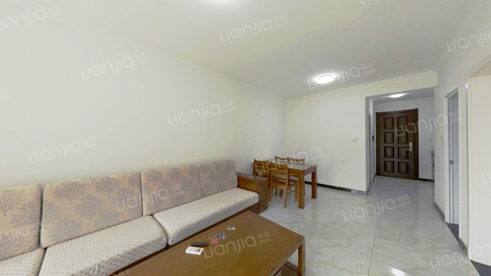 此房满两年，楼栋位置好，随时过户，全天采光-客厅