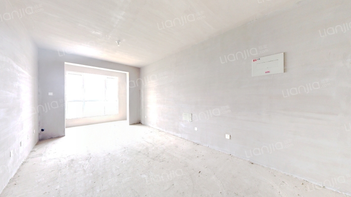 高铁人车分流社区，中间楼层视野采光好-客厅