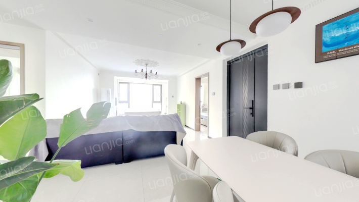 出售 凤麟府南北通透三居双卫 精装修-客厅