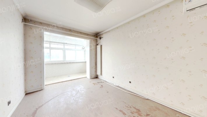 房子属于南北通透两居，高楼层集中供暖-卧室B