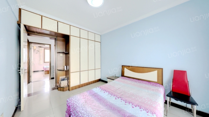 出售宏远家园南北通透两居 满五唯一-卧室A