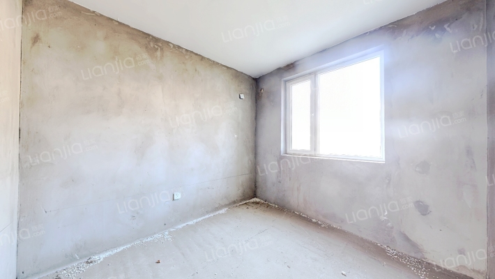 南北通透两居室，户型方正，方便看房，业主诚心出售-卧室A