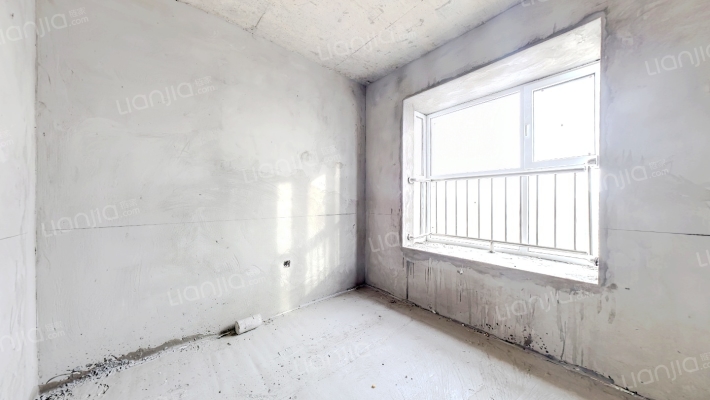 出小区华阳路交通便利，采光好，配套齐全-卧室C