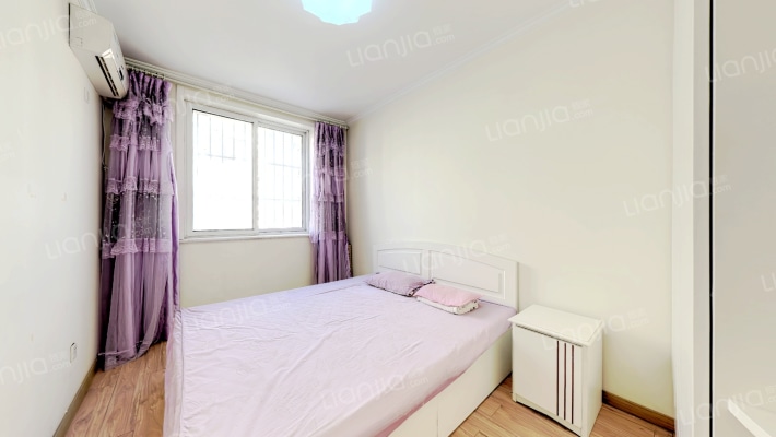 南北通透三居，中间楼层拎包入住-卧室B