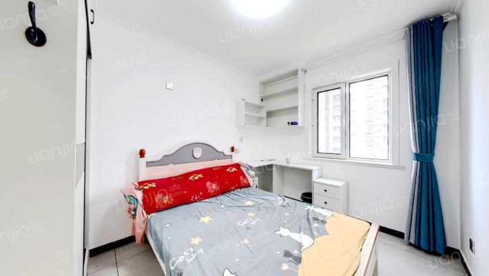 带装修南北三居 环境好 交通方便 公交车直达北京-卧室A