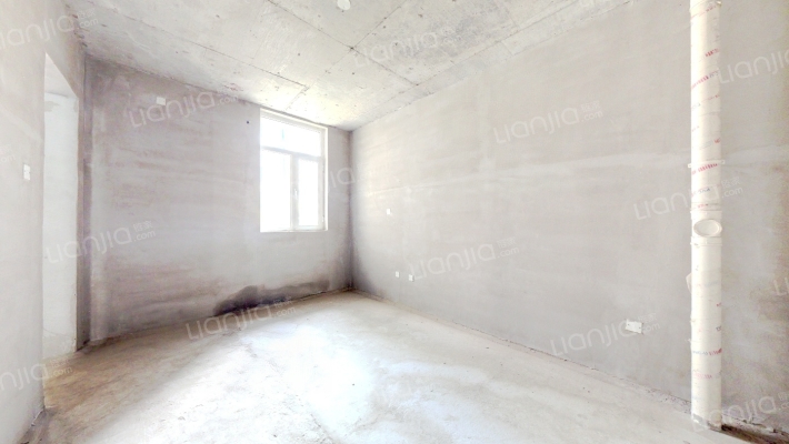 独栋别墅        大院子-卧室A