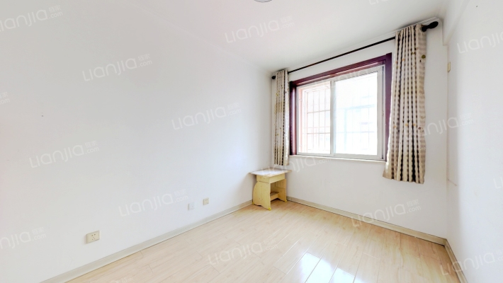 华福佳缘小区 中间楼层 南北通透三居 价格可议-卧室A