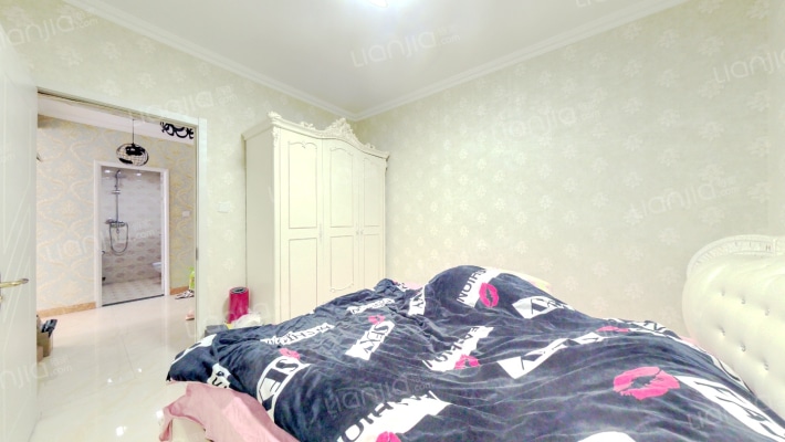 满五唯一  无尾款  带全屋家具家电  精装拎包入住-卧室B