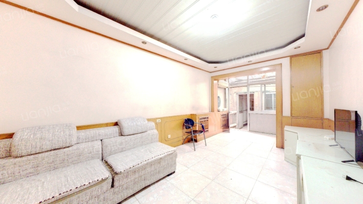 矿山局家属院南北通透两居一楼带院-卧室A