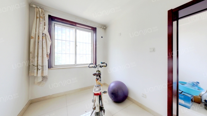 德信公园旁 改善型小区 社区物业不错 南北通透3居-卧室C