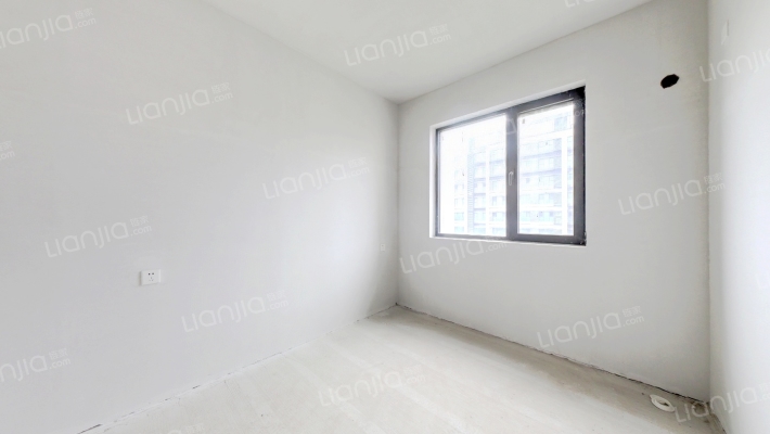 华远二期三居边户 明厨明卫随时看房 好楼层无遮挡-卧室C