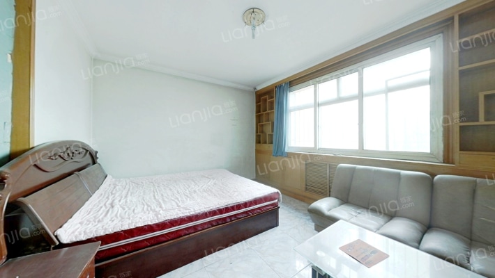 此房满五，简装，小区安静，地理位置好，居住舒适，-卧室B