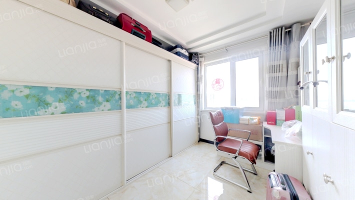 中高楼层 采光好 无尾款 两套房子打通 大平层-卧室A