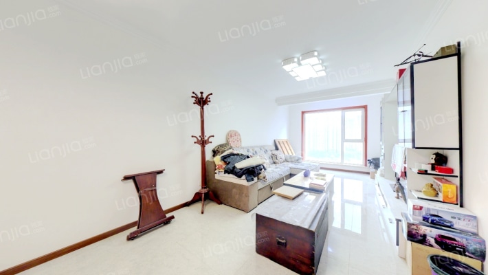 满二 南向2居 精装修  户型方正 中间楼层采光充足-客厅