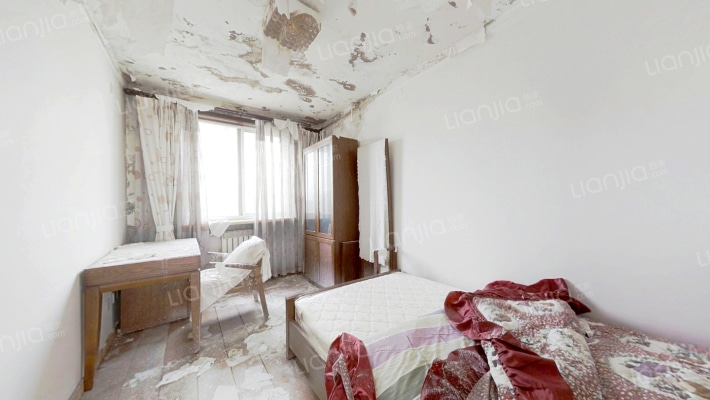 钻石广场商圈 平安小区 跃层精装修花了70多万-卧室B