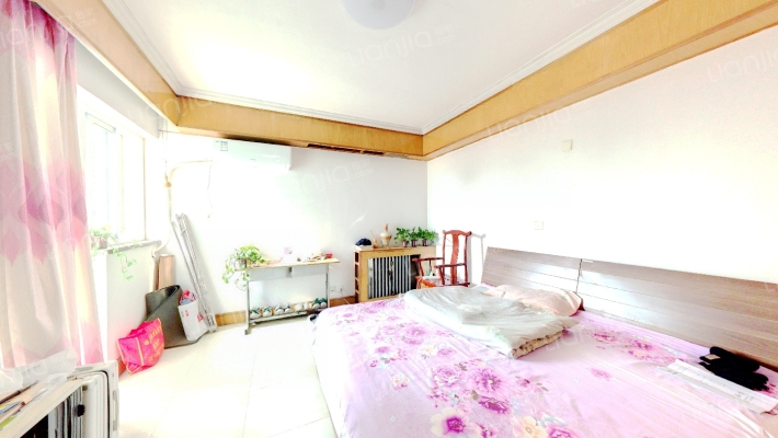 范阳路矿山局家属院两居。本满五年。-卧室