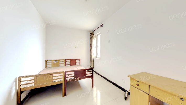 位于华阳路，交通方便 配套齐全  带装修-卧室B