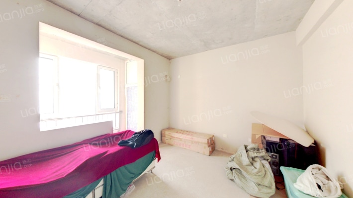 朝南两居，采光好，无遮挡，花园式社区-卧室B