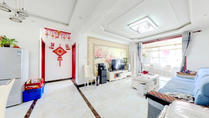 业主急售，南北通透大三居，采光充足，位置好-客厅