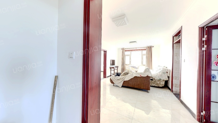 满五唯一，温莎假日别墅里的观景高层，精装修未住过-客厅