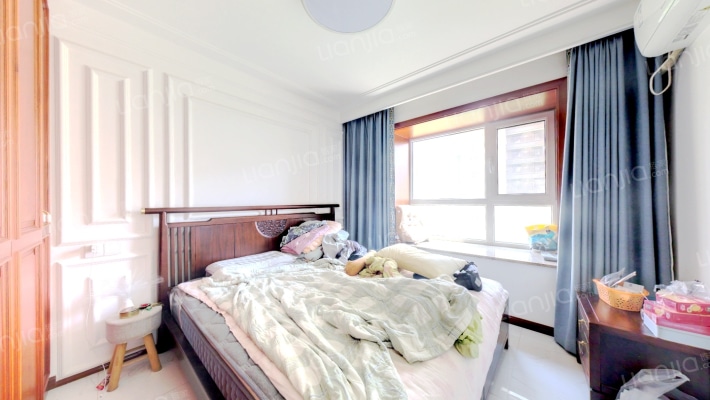 此房房本在手 房龄新 一梯两户布局 南北通透-卧室B