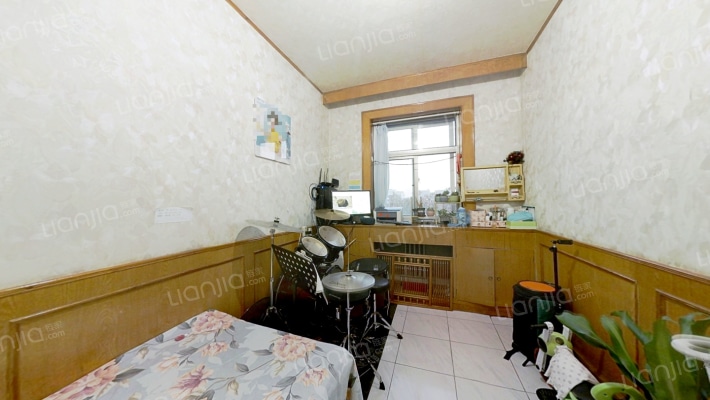 华光小区 3室2厅 南 北-卧室B