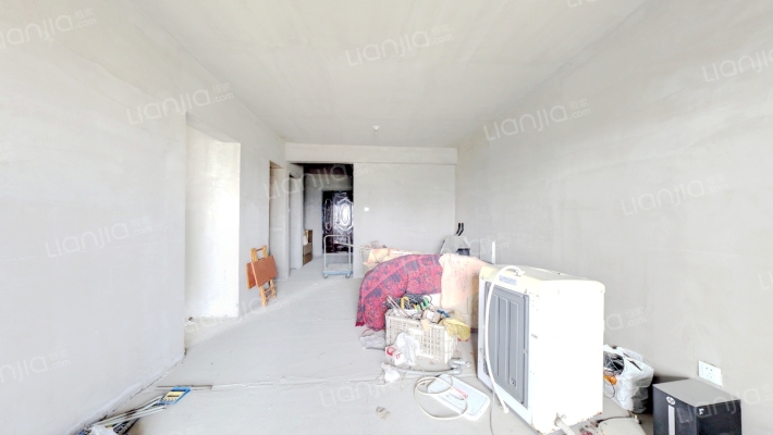 德信公园北侧 翡翠滨江 南向两居室-客厅