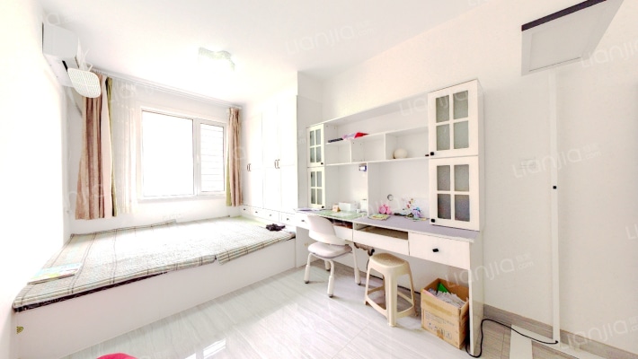 电梯洋房，花园式社区，平层，人车分流-卧室C