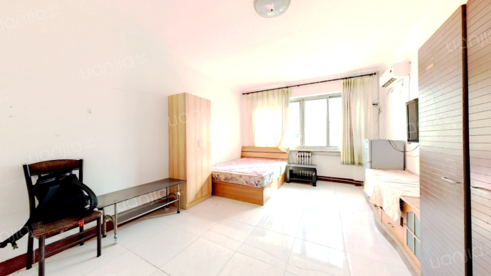 开发区  东兴小区 两居室 采光无影响-卧室