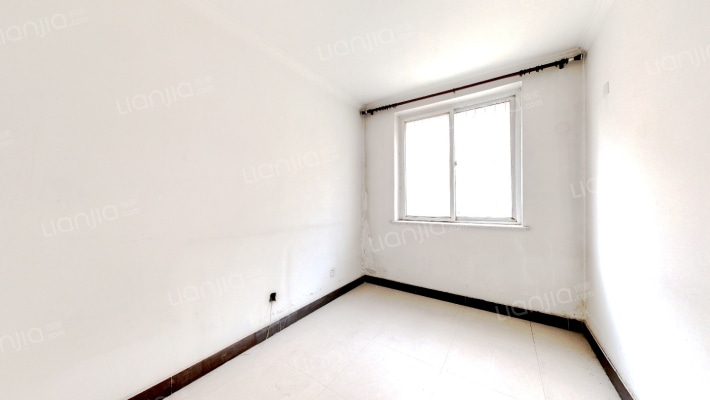 板楼大社区，南北南北通透三居室，户型方正，宜居舒适-卧室B