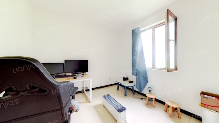 有房本！急售高铁新干线 精装双卫H 大三居-卧室C