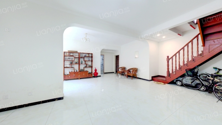 香邑溪谷 4室3厅 南 北-客厅A