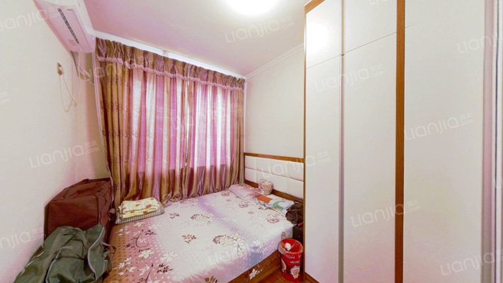 精装修 南北通透三居，户型方正。高楼层，采光好-卧室B