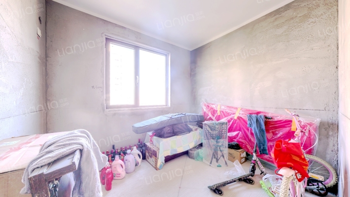 天伦湾一期南北通透三居 好楼层 毛坯随心装 集中供暖-卧室B